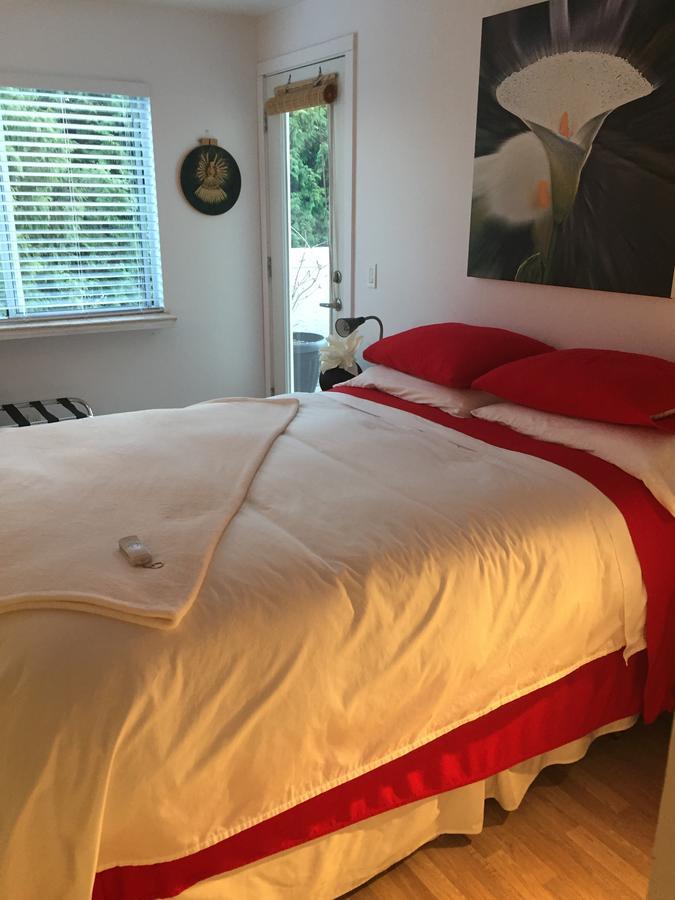 تساواسن A Room At The Camelia Bed And Breakfast المظهر الخارجي الصورة